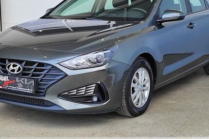 Hyundai i30 61.050 km 14.899 &euro; Oberlungwitz 09353