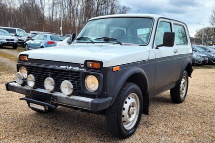 Lada Niva 57.492 km 1.980 € Zwickau 08056