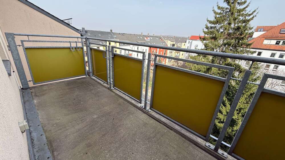 Etagenwohnung Chemnitz Lutherviertel - 3 Zimmer, 75 m&sup2;, 450&euro; | Angebot:25543018