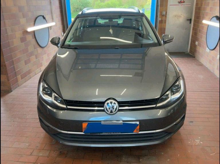 VW Golf 91.089 km 15.400 &euro; Geyer 09468