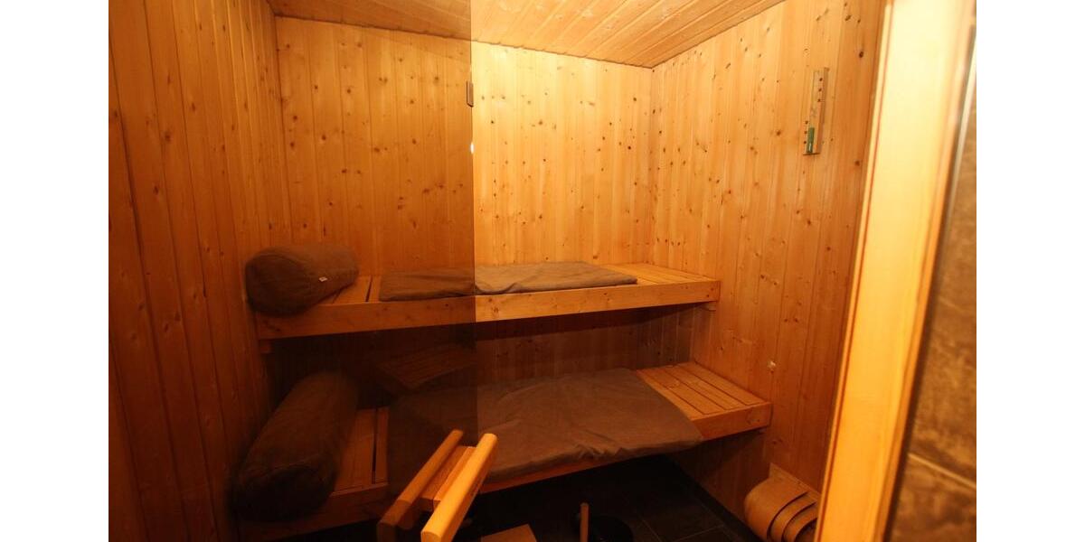 Einfamilienhaus Niederwiesa - 6 Zimmer, 250 m&sup2;, 550.000&euro; | Angebot:26429133