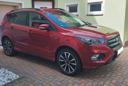 Ford Kuga 66.000 km 17.500 &euro; Hohenstein-Ernstthal 09337
