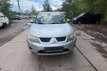 Mitsubishi Outlander 186.000 km 2.500 &euro; Chemnitz 09114
