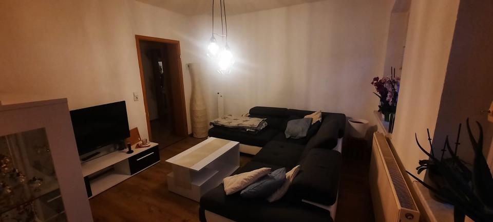 Achtung neue aktuelle Bilder! Einbauküche! Wohnung in Zschopau! 3 zimmer