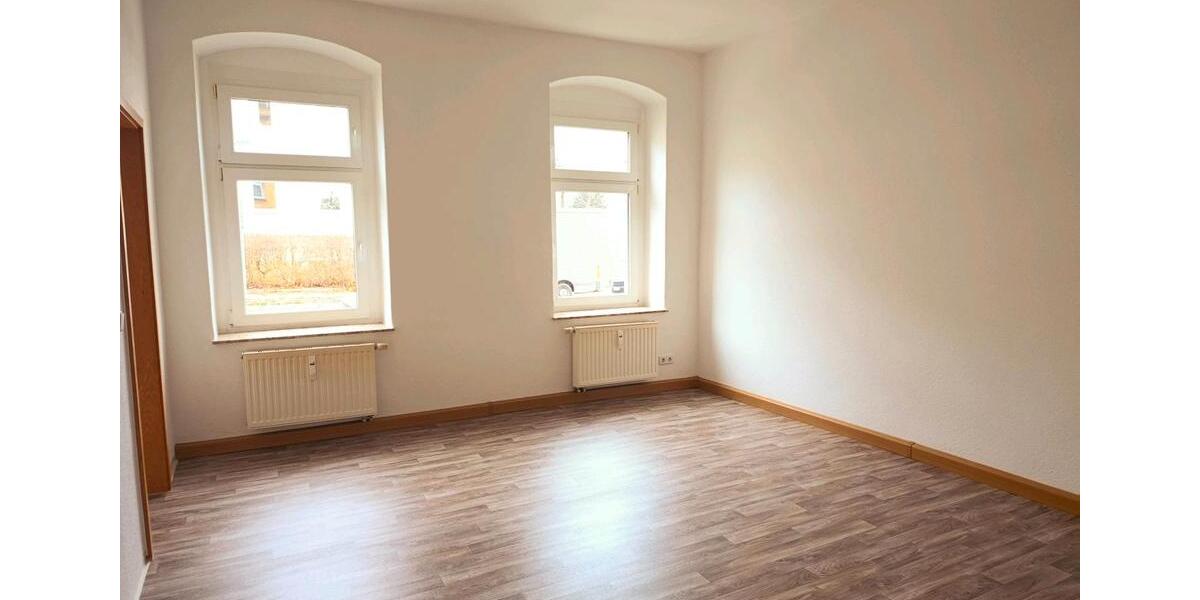 Hochparterre Chemnitz Ebersdorf - 2 Zimmer, 57 m&sup2;, 299&euro; | Angebot:26297232