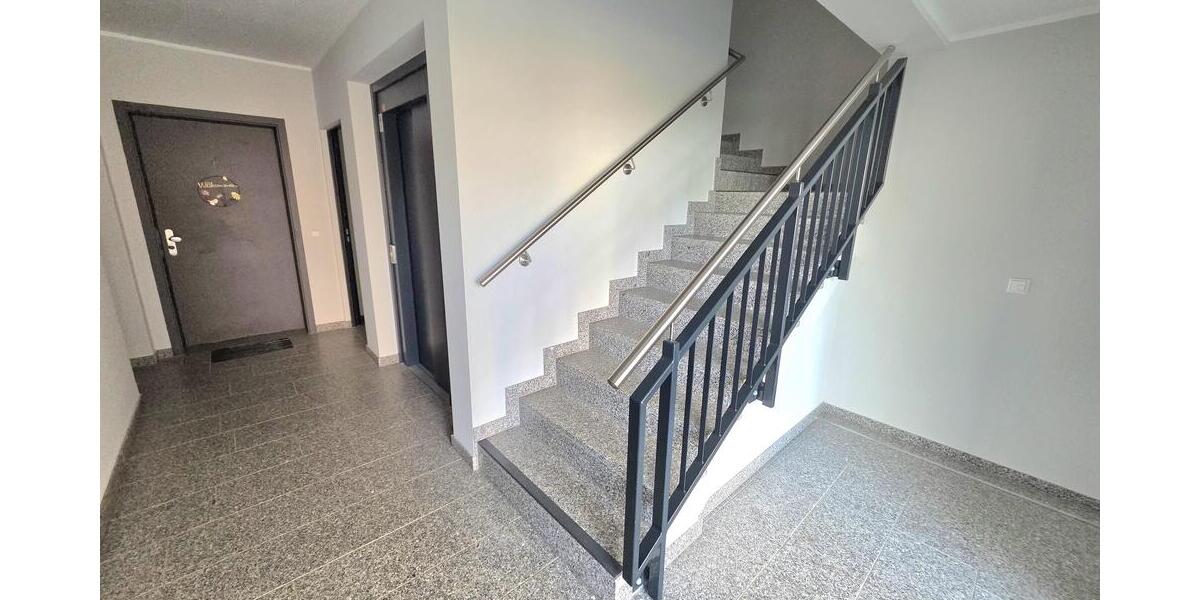 Großzügige 3-Zimmer-Wohnung mit XXL-Balkon im 1.OG -Neubau-Tiefgarage-Aufzug! - Etagenwohnung Burgstädt Burkersdorf | Angebot:26617302