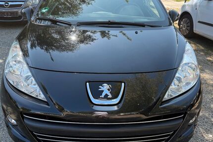 Peugeot 207 118.000 km 3.299 &euro; Chemnitz 09120