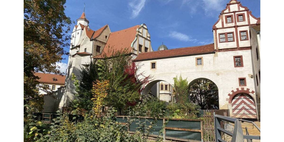 1,5-Raumwhg. mit EBK und Stpl. in historischem Villenviertel, Leerstehend. 1 zimmer