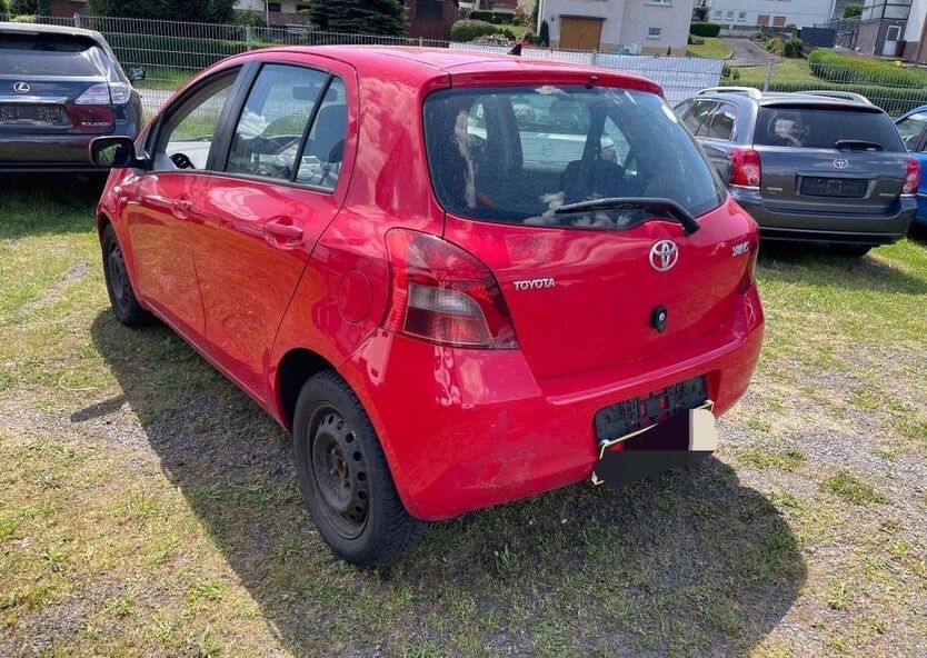 Yaris