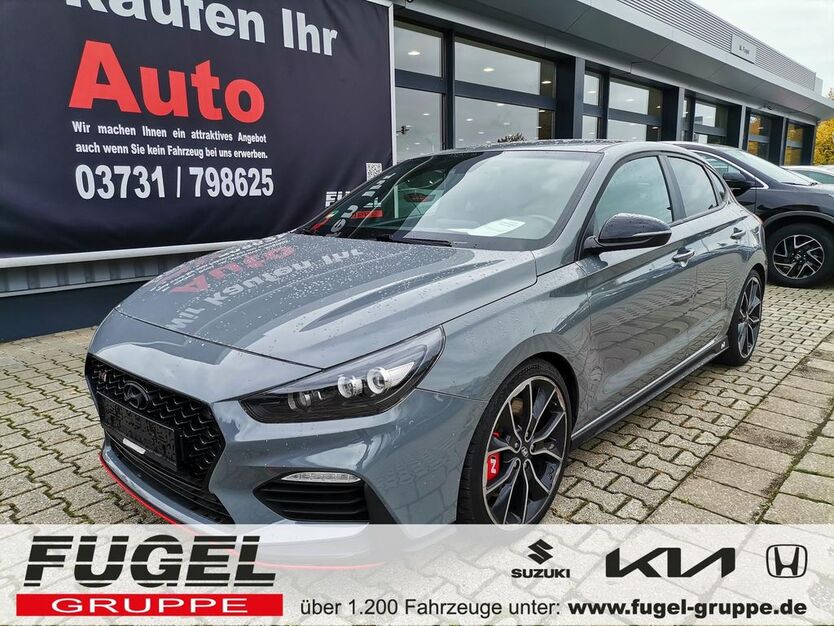 Hyundai i30 82.300 km 20.895 € Freiberg 09599