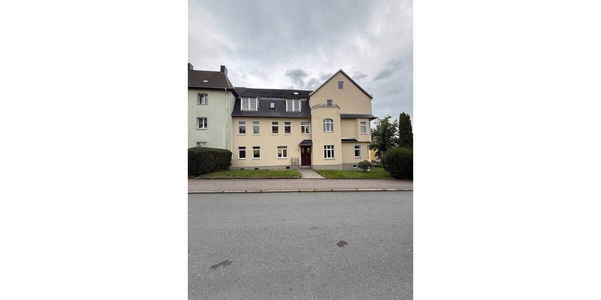 Großes MFH mit viel Potential in guter und ruhiger Lage! 1 zimmer