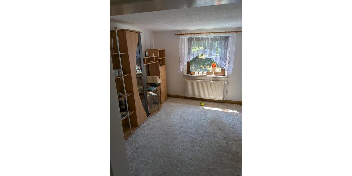 Doppelhaushälfte Hohenstein-Ernstthal Ernstthal - 4 Zimmer, 60 m&sup2;, 96.000&euro; | Angebot:27113704