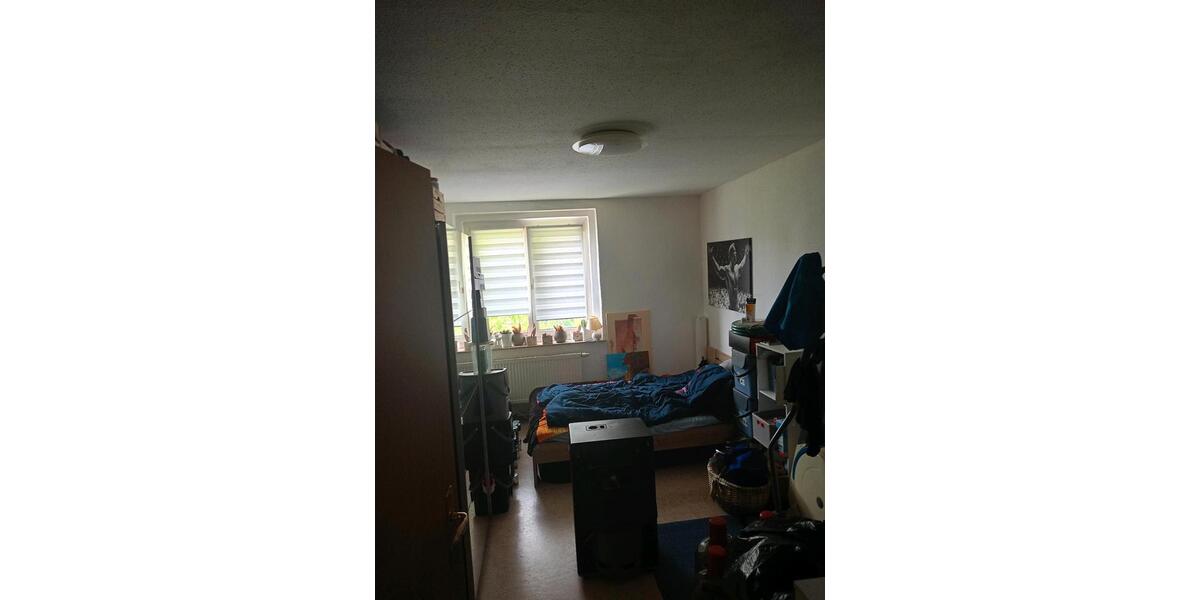 Etagenwohnung Chemnitz Borna-Heinersdorf - 2 Zimmer, 67 m&sup2;, 76.000&euro; | Angebot:26926347