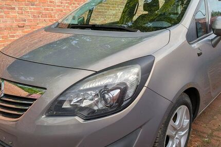 Opel Meriva 123.470 km 2.590 &euro; Chemnitz 09116