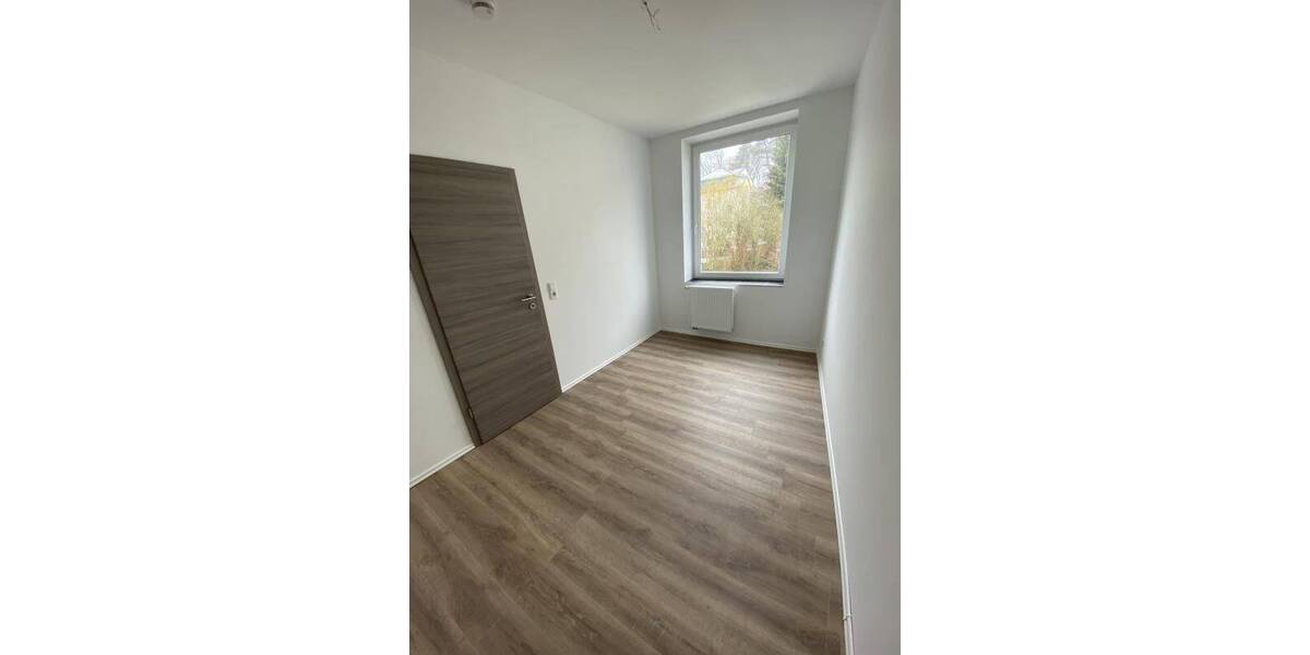 Etagenwohnung Mittweida - 2 Zimmer, 40 m&sup2;, 360&euro; | Angebot:26841119