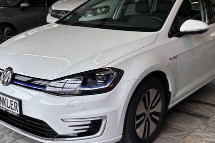 VW Golf 66.332 km 17.990 € Geithain 04643