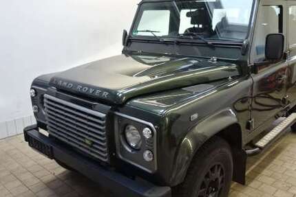 Land Rover Defender 88.597 km 35.876 &euro; Oberlungwitz 09353