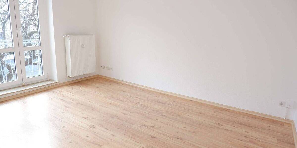 Zimmer Chemnitz Lutherviertel - 2 Zimmer, 45 m&sup2;, 285&euro; | Angebot:26128063