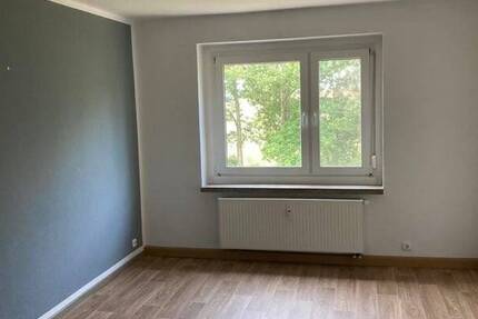 Vermietete 3-Zimmer mit Einbauküche und Wannenbad in ruhiger Lage! 3 zimmer
