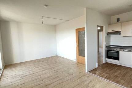 Wohnung Chemnitz Helbersdorf - 3 Zimmer, 57 m&sup2;, 349&euro; | Angebot:26189664