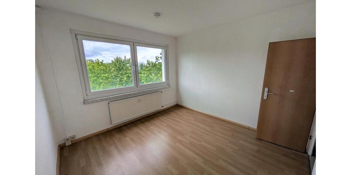 Etagenwohnung Chemnitz Kapellenberg - 4 Zimmer, 70 m&sup2;, 350&euro; | Angebot:26321586