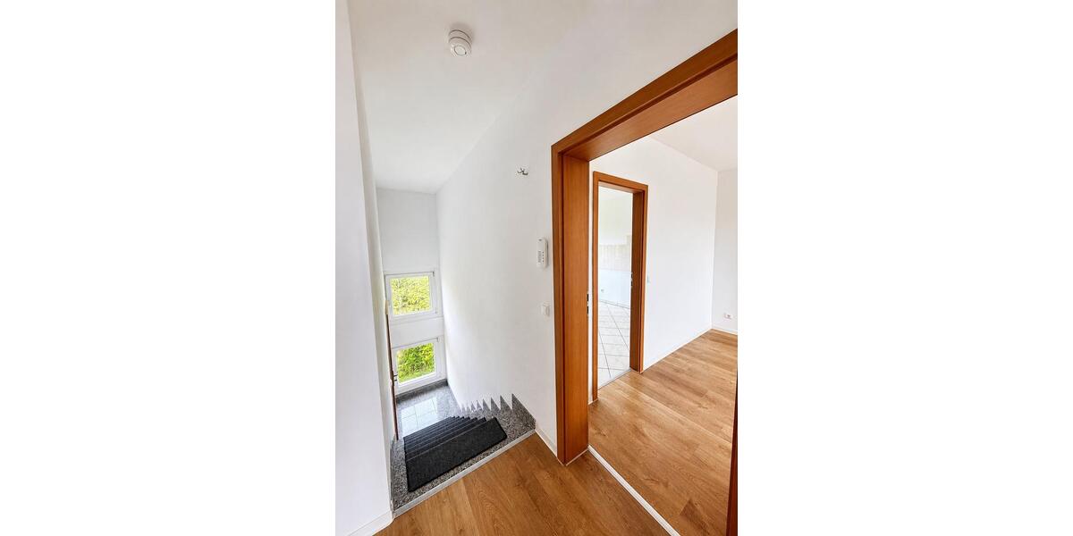 Dachgeschoßwohnung Chemnitz Rabenstein - 3 Zimmer, 83 m&sup2;, 525&euro; | Angebot:26340770