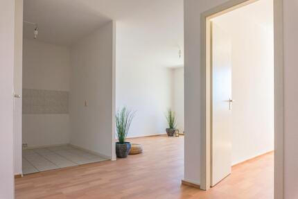Wohnung Chemnitz Markersdorf - 3 Zimmer, 55 m&sup2;, 295&euro; | Angebot:26681807
