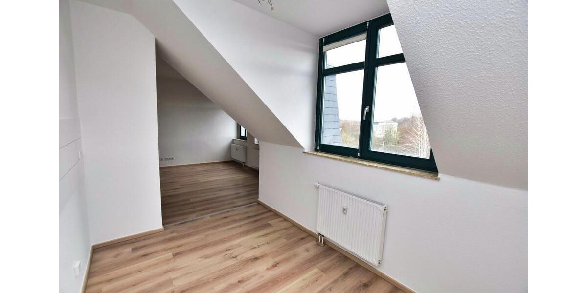 Dachgeschoßwohnung Chemnitz Altendorf - 2 Zimmer, 55 m&sup2;, 330&euro; | Angebot:26263479