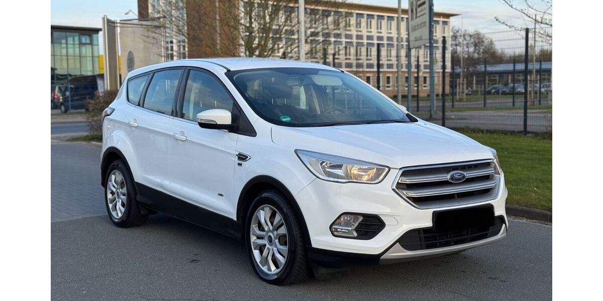 Ford Kuga 245.000 km 5.999 &euro; Chemnitz 09120