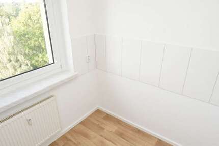 Wohnung Chemnitz Adelsberg - 2 Zimmer, 45 m&sup2;, 274&euro; | Angebot:26828902