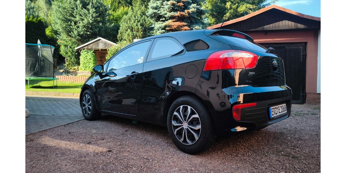 Kia Rio 103.400 km 6.200 &euro; Lugau 09385