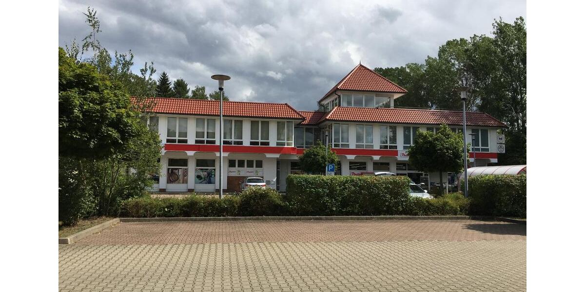 Großzügiges Büro mit 74m² Provisionsfrei ! zimmer