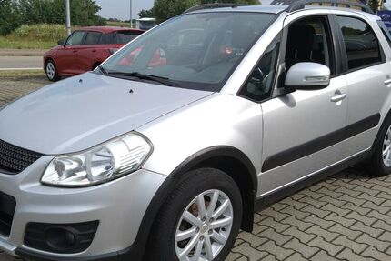 Suzuki SX4 121.497 km 9.895 &euro; Burgstädt 09217