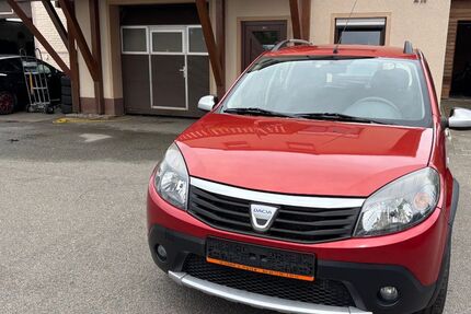 Dacia Sandero 121.600 km 3.850 &euro; Oelsnitz i.E. 09376