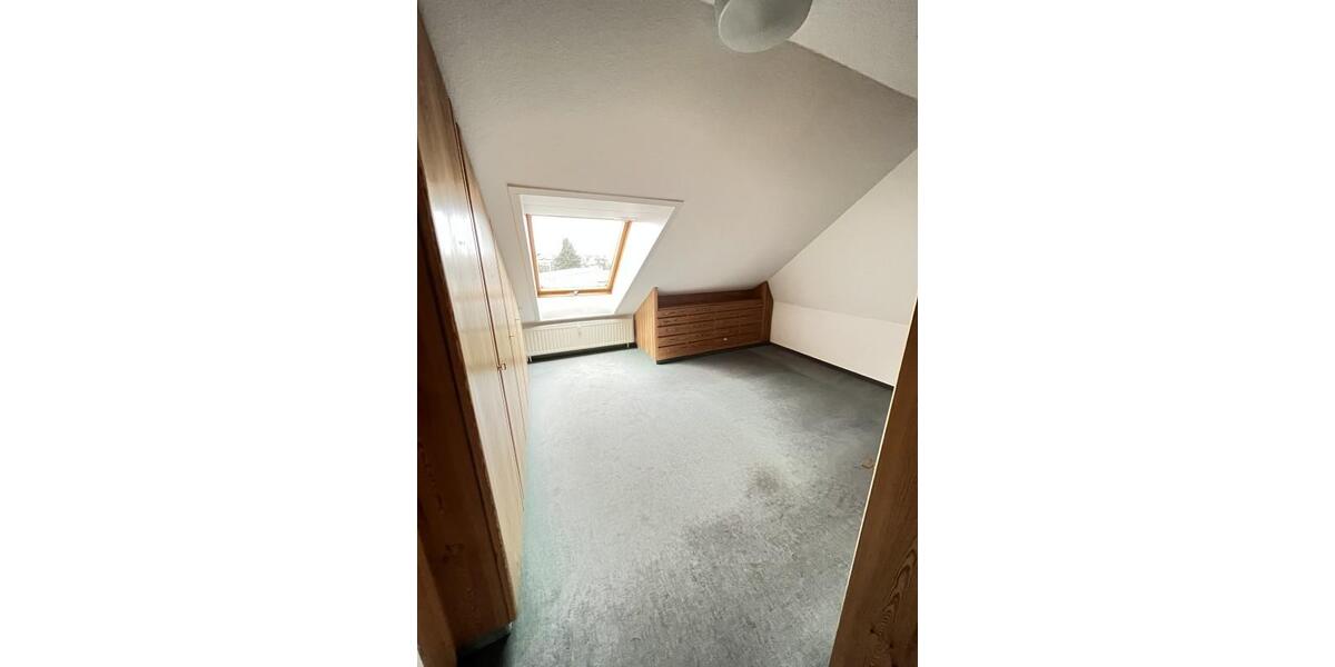 Etagenwohnung Mittweida - 5 Zimmer, 120 m&sup2;, 815&euro; | Angebot:26267934