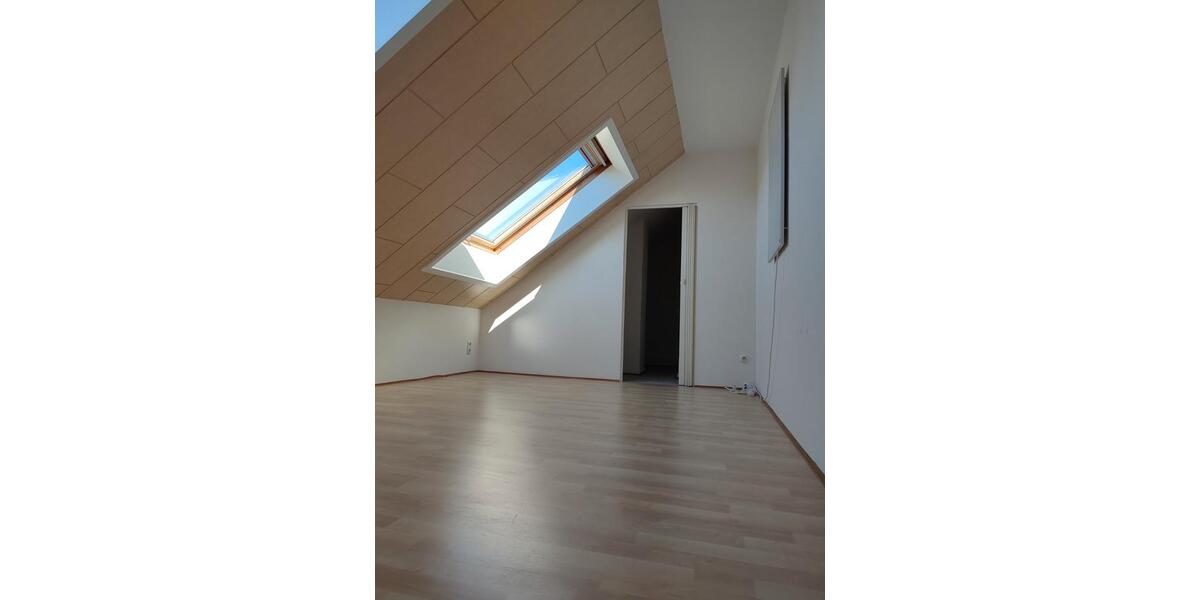 Maisonettenwohnung Chemnitz Grüna - 3.5 Zimmer, 70 m&sup2;, 99.500&euro; | Angebot:26236080