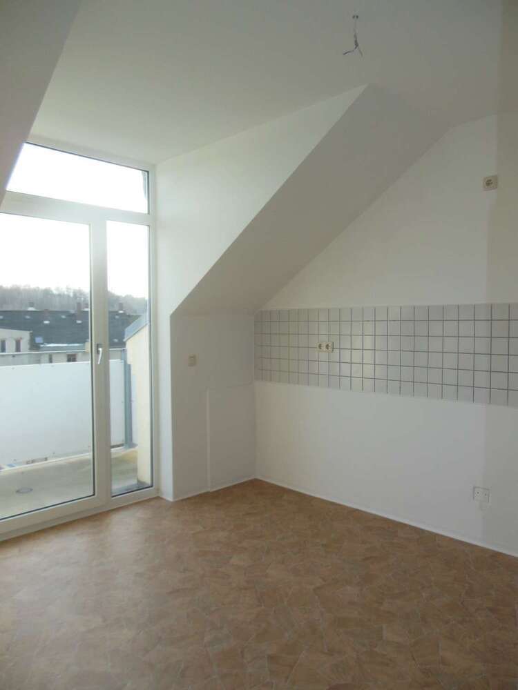 Wohnung zum Mieten in Chemnitz 399 € 72 m²