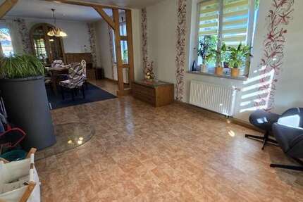 Haus zum Kaufen in Limbach-Oberfrohna 340.000 € 138 m² 5 zimmer