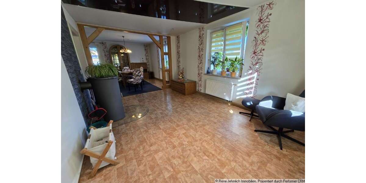 Haus zum Kaufen in Limbach-Oberfrohna 340.000 € 138 m² 5 zimmer