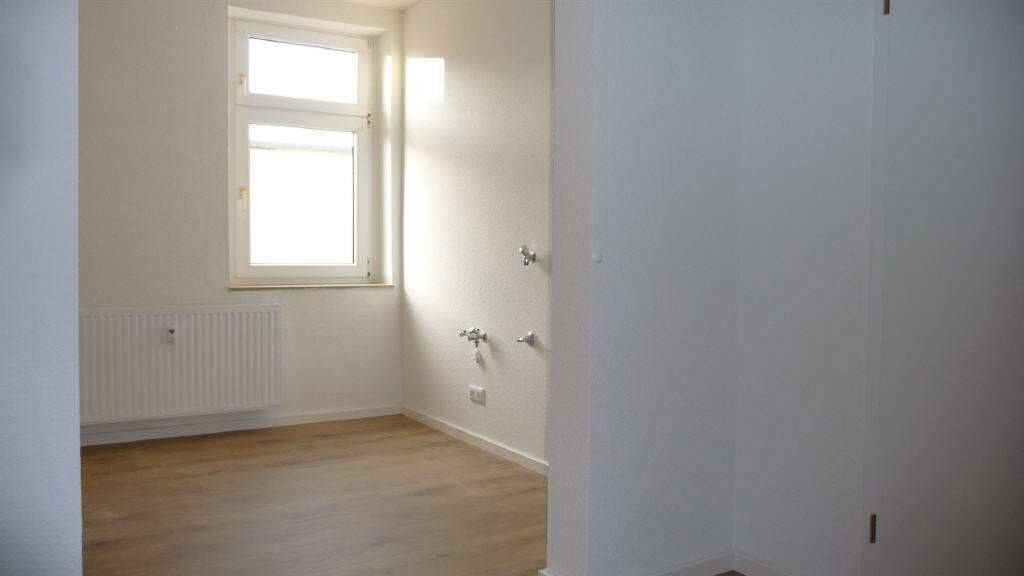 Etagenwohnung Oelsnitz/Erzgeb.-Oelsnitz Oelsnitz - 2 Zimmer, 52 m&sup2;, 340&euro; | Angebot:26450121
