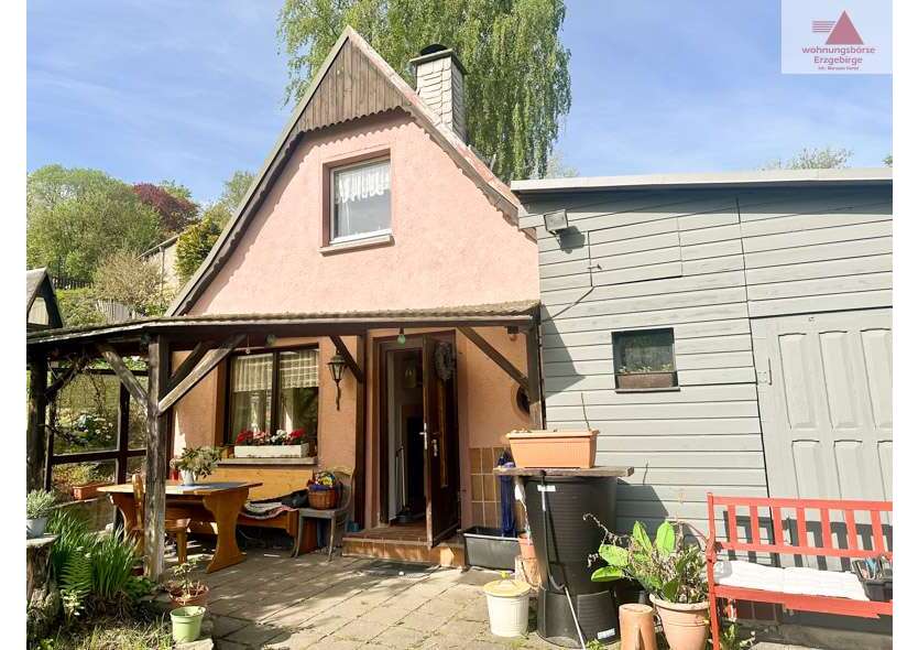 Haus zum Mieten in Annaberg-Buchholz 350 € 25 m²