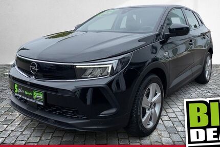 Opel Grandland (X) 29.747 km 23.410 € Chemnitz 09116
