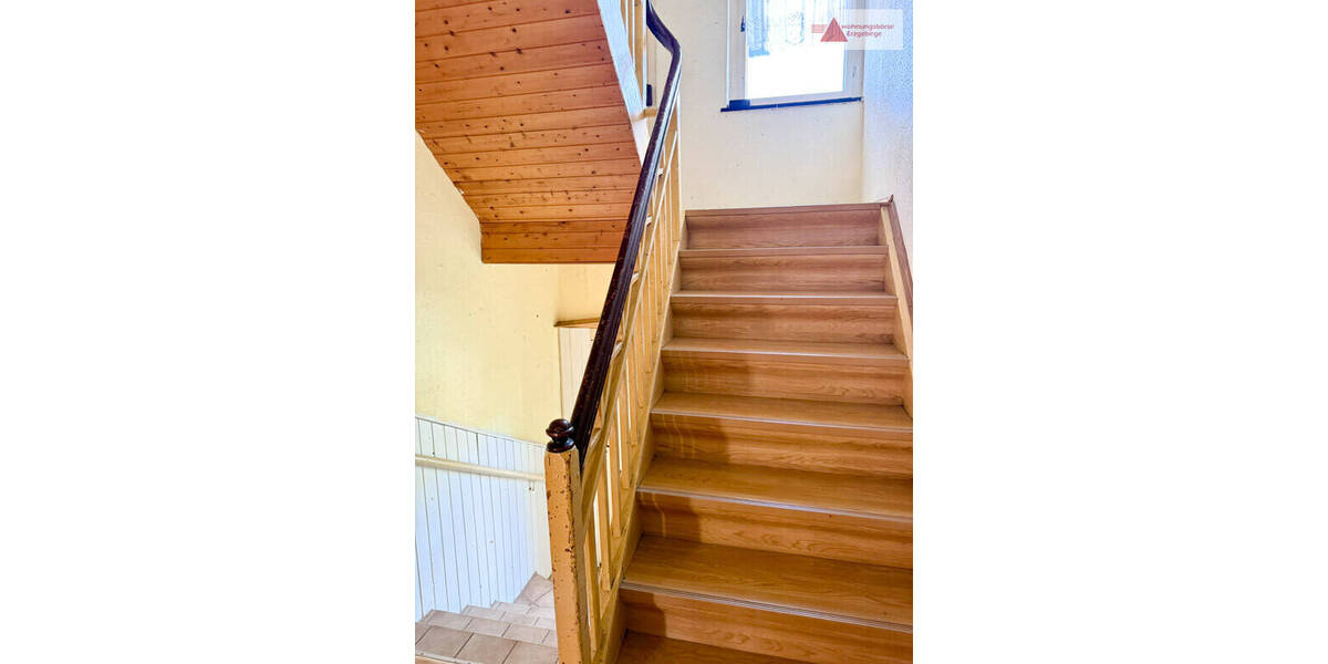 Reihenmittelhaus Zschopau - 9 Zimmer, 210 m&sup2;, 69.000&euro; | Angebot:25688210