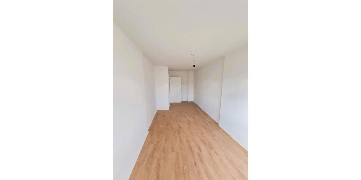 Dachgeschoßwohnung Chemnitz Hilbersdorf - 3 Zimmer, 67 m&sup2;, 325&euro; | Angebot:26589093
