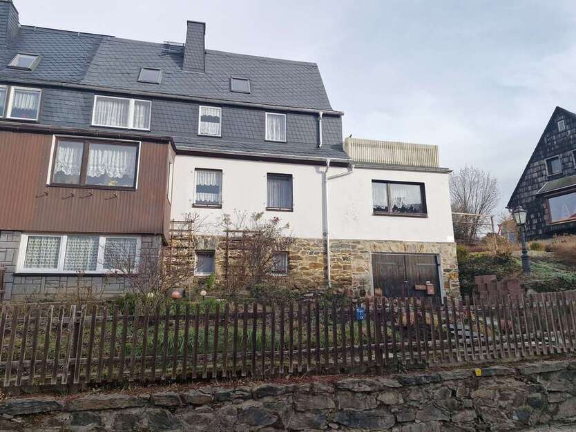 Haus zum Kaufen in Schwarzenberg 95.000 € 120 m²