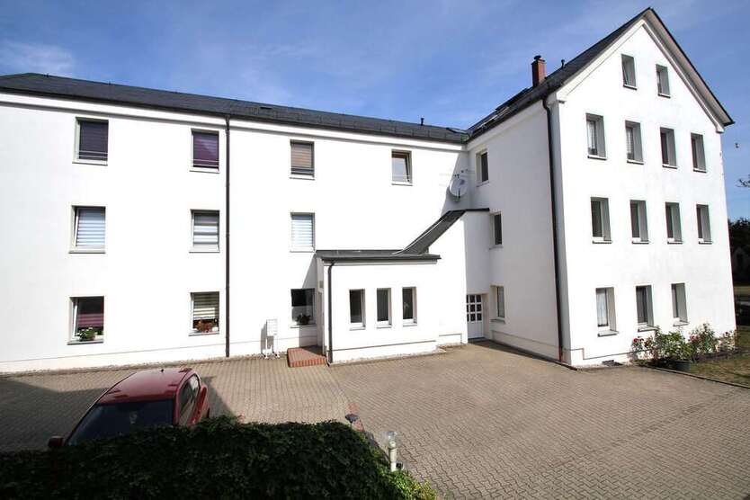 Haus zum Kaufen in Limbach - Oberfrohna 430.000 € 475.38 m²