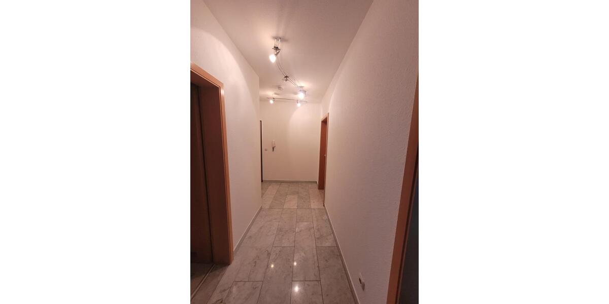 Etagenwohnung Chemnitz Bernsdorf - 3 Zimmer, 78 m&sup2;, 125.000&euro; | Angebot:27096193