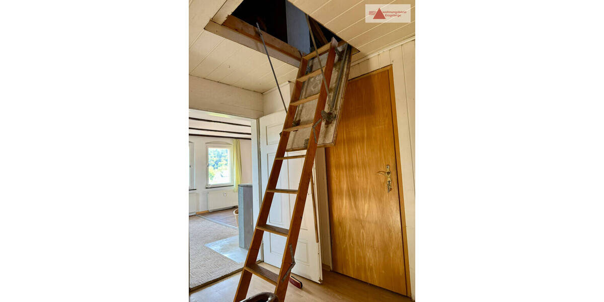 Reihenmittelhaus Zschopau - 9 Zimmer, 210 m&sup2;, 69.000&euro; | Angebot:25688210