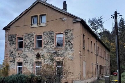 Ehemaliges denkmalgeschütztes Staatsgebäude zimmer