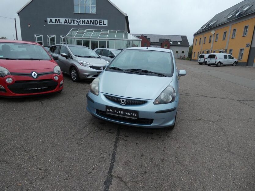 Honda Jazz 193.000 km 1.700 € Chemnitz 09131